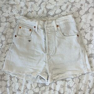 Levi’s White Ribcage Shorts